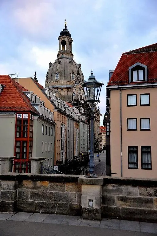 Ferienwohnung Dresden Elbe アパート